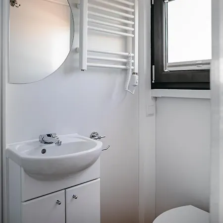 Yacht Hotel - Houseboat - Pedal Boat, Motorboat Free Mielno  Eksteriør bilde
