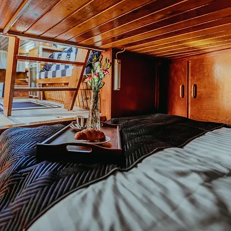 Yacht Hotel - Houseboat - Pedal Boat, Motorboat Free Mielno  Room photo